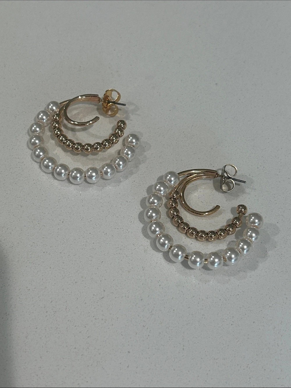 JTG Jewelry Trio Pearl Hoop Earrings in 18k Gold Plated Over Brass Like New